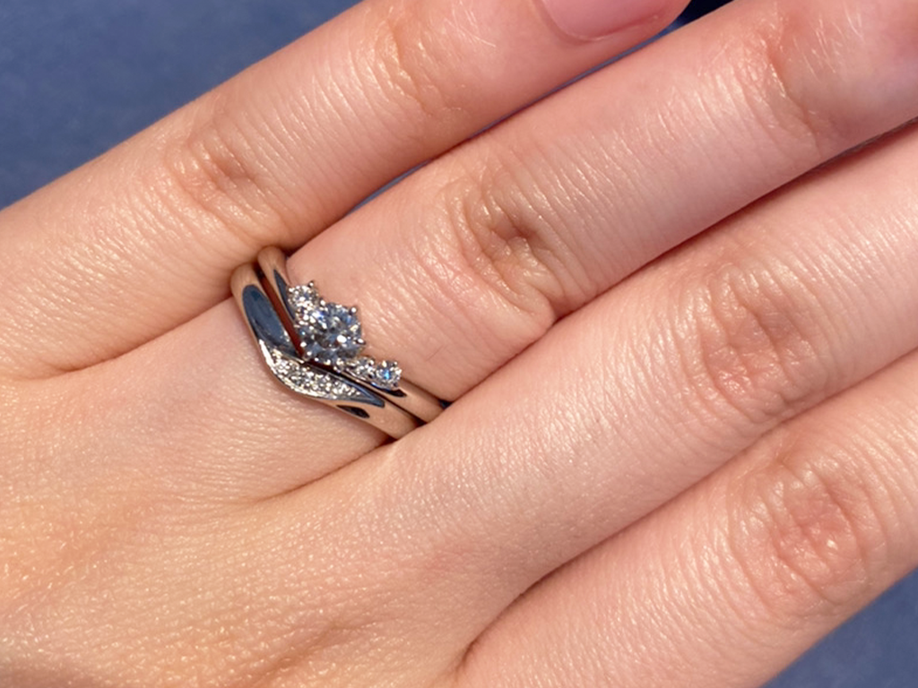 銀座ダイヤモンドシライシ結婚指輪婚約指輪重ね付け